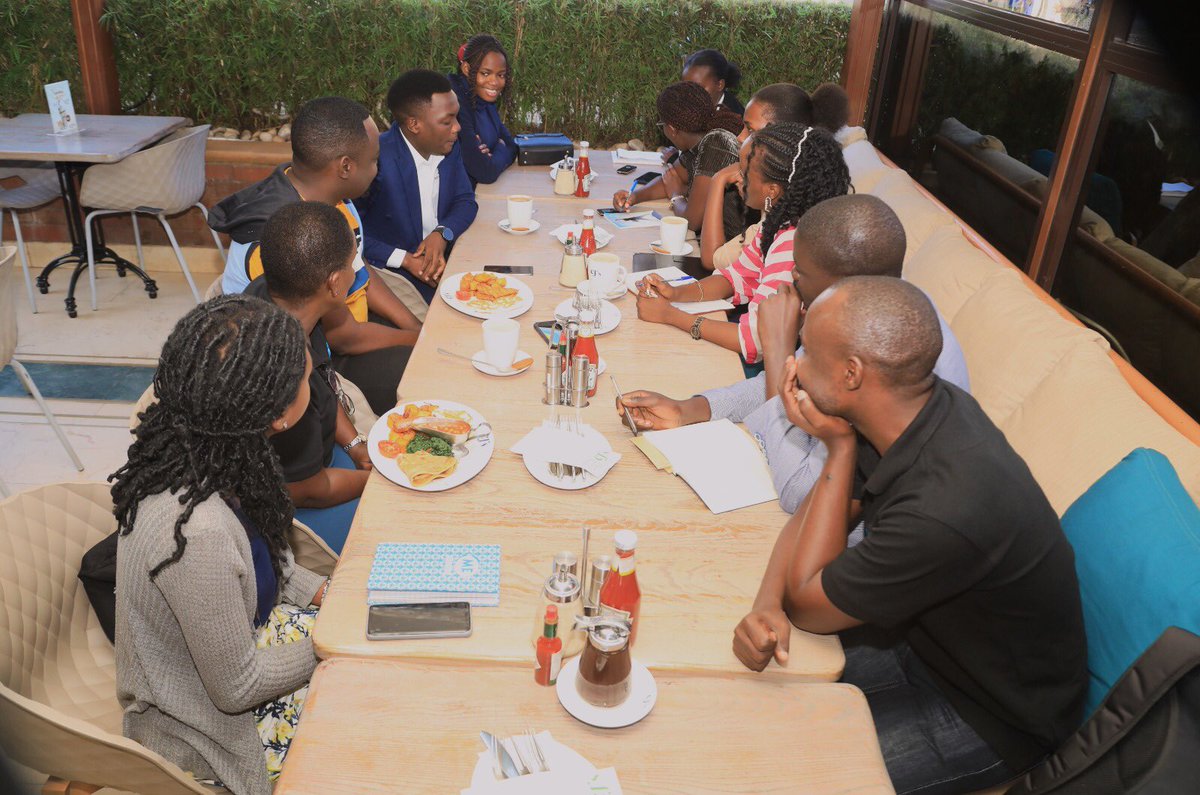JMKanyesigye's tweet photo. To those that see potential in young people and support them achieve their dreams are very much exceptional.Thank you Global Leadership Summit Team.@BettyByanyima @patrezah @LAlionzi @KaitesiSharon https://t.co/esLlyZiVlF