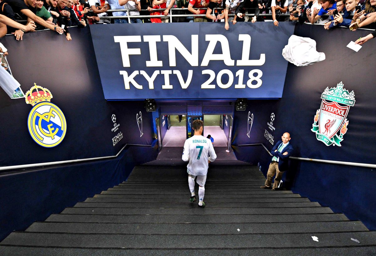 B24PT's tweet photo. Neste dia, há cinco anos, acabava a história de Ronaldo com o Real Madrid. https://t.co/DaZLuAEXcD