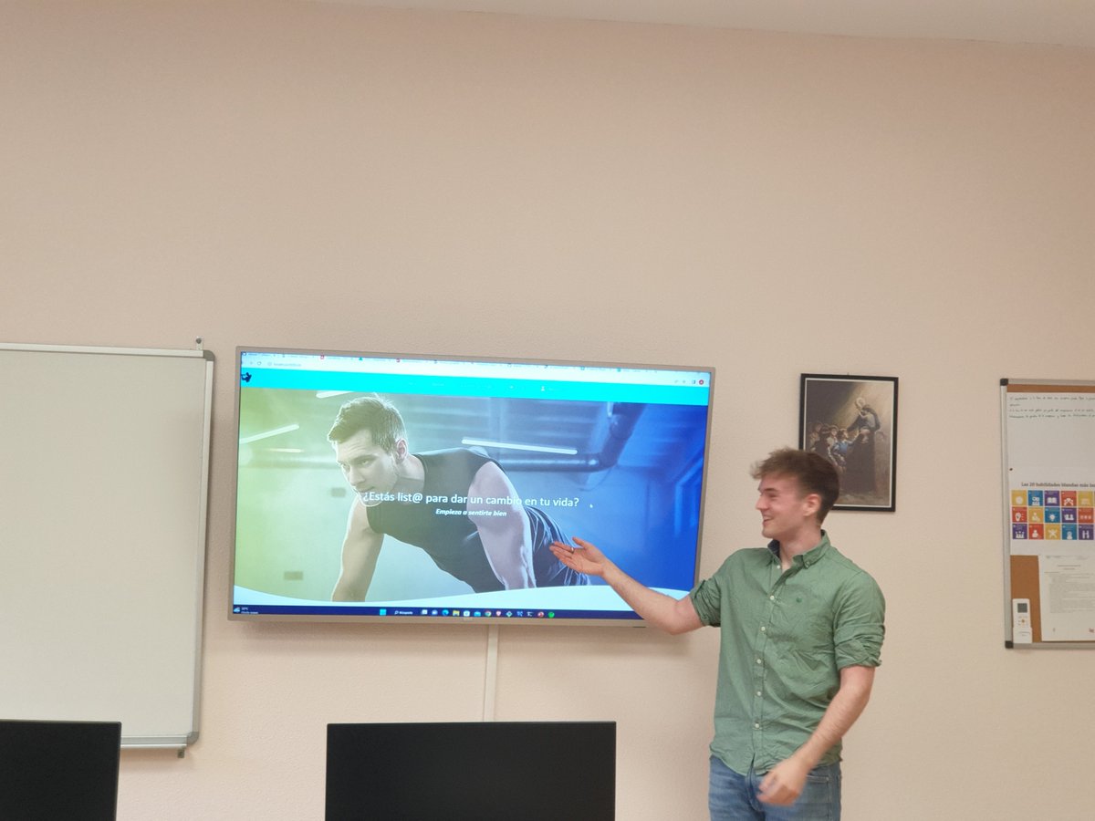 CalasanzSA's tweet image. Nuestros alumnos de 2º de #DesarrolloDeAplicacionesweb realizan la presentación y defensa de los proyectos de fin de grado.
Muy buen trabajo!!! Enhorabuena
#FP #daw #FormaciónProfesional