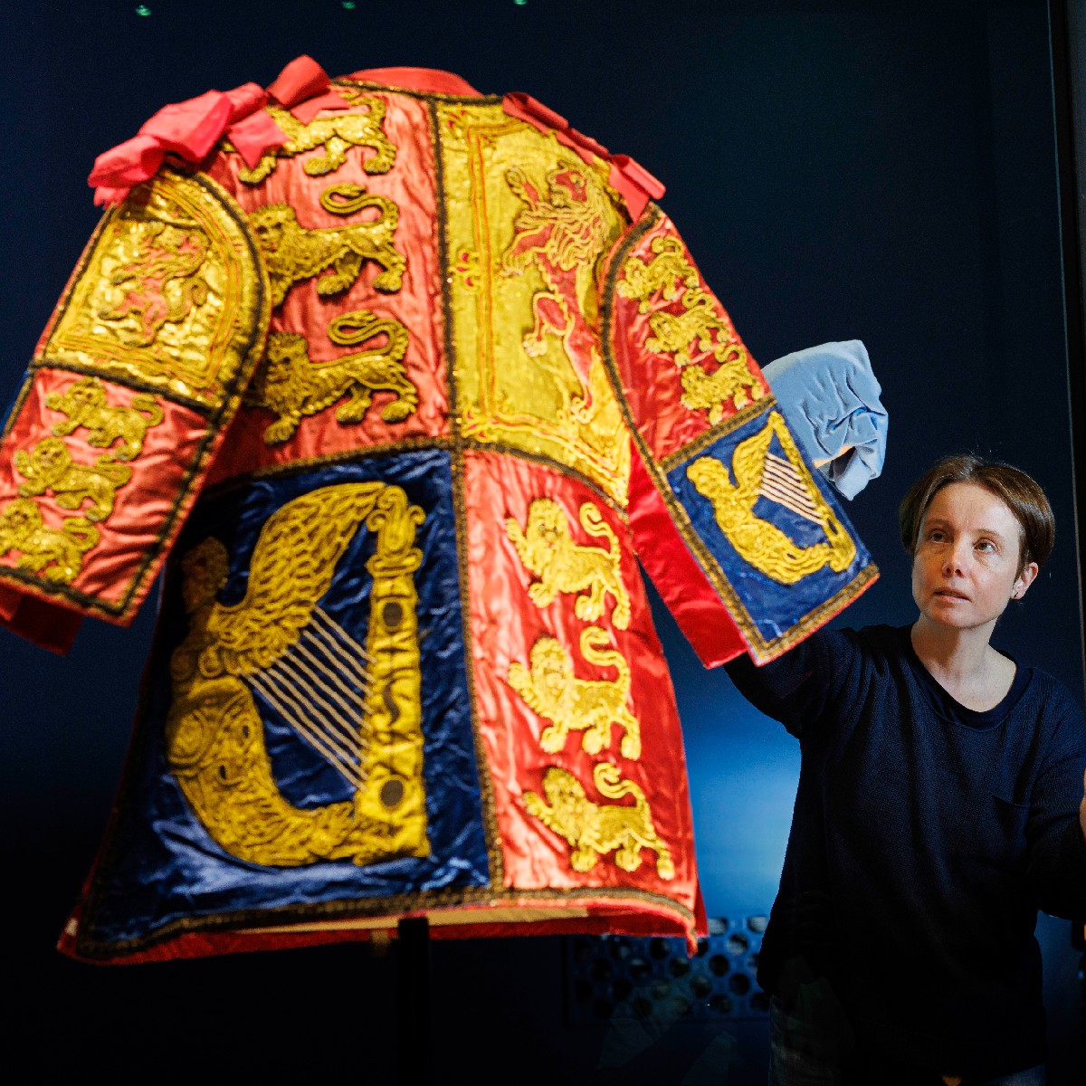 The Tower of London on Twitter "👑 New exhibition in the Jewel House! 👑