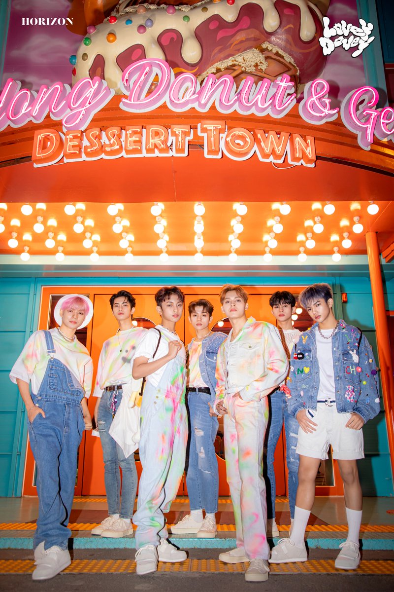 kbsworld_enter's tweet image. 호라이즌, 오는 31일 신곡 ‘Lovey Dovey’ 발매…콘셉트 포토 공개
‘글로벌 루키’ 호라이즌, 콘셉트 포토로 뽐낸 일곱 빛깔 매력 ‘상큼함 톡톡’
‘드림 메이커’ 미션곡 ‘Lovey Dovey’ 재해석…콘셉트 ‘기대감 UP’

[사진제공 = MLD엔터테인먼트]

#호라이즌 #HORI7ON
