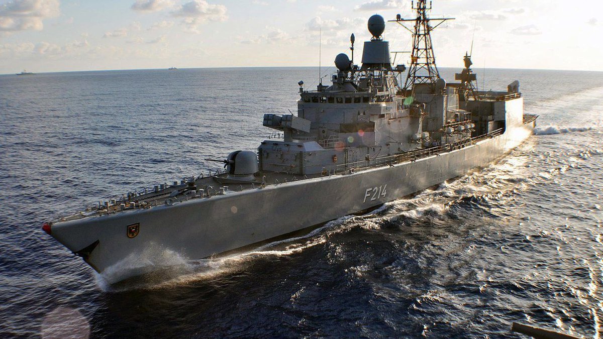 MelnykAndrij's tweet photo. Why are we not talking about a 🇺🇦NAVY COALITION??Ukraine needs modern Western war ships &amp; submarines. Germany just decommissioned its fregate Lübeck with Sea Sparrows &amp; Harpoons - instead of delivering it to Ukraine, at least for training purposes🤷‍♂️
👇🏻
https://t.co/QLNaj1nUP0 https://t.co/WBamjrmW1m