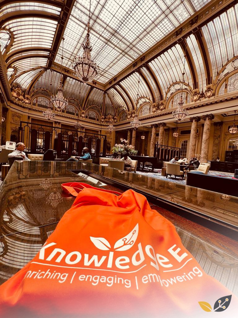 KnEGlobal's tweet photo. Thanks to @QSCorporate for the opportunity to speak at #EduDataSummit! Our Founder & CEO, Kamran R. Kardan, shared his insights about #research and discovery in #HigherEd in the #ArabWorld.
Check out our #UpcomingEvents to see where we're headed next >> https://t.co/k0J6UwD6Dd https://t.co/GMIbd54HF0