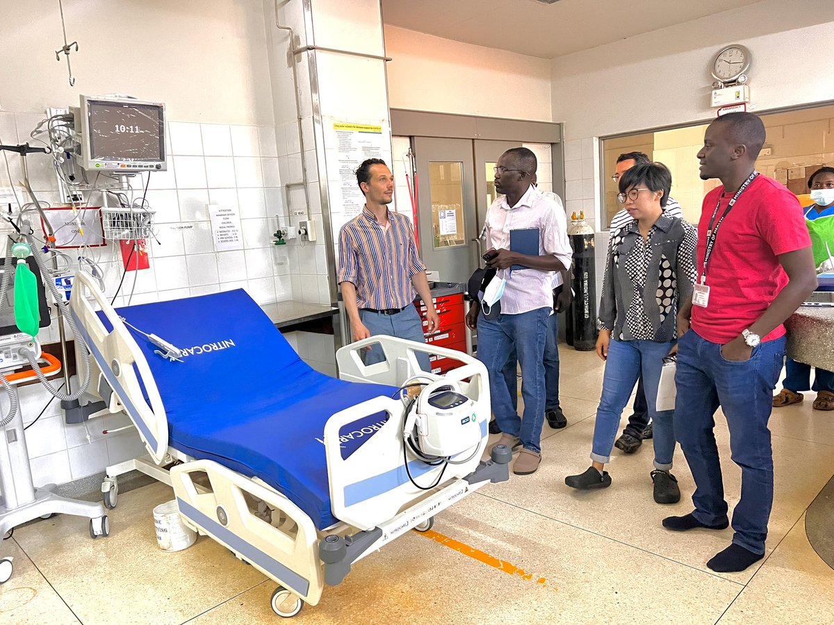 DianaAtwine's tweet photo. Inspection of Hoima Regional Referral Hospital. Here we also found the team of experts doing needs assessment aimed at identifying gaps in infrastructure, equipment &amp; human resources training as part of implementation of the DRIVE project, a partnership of the UG &amp; Dutch govts. https://t.co/Wj35h9Y42y