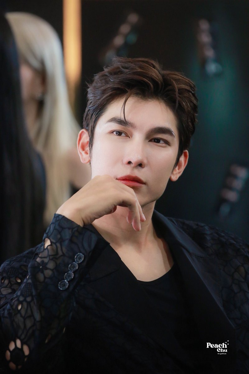 polarlight____'s tweet photo. 230526 ~

MEW X YSL BEAUTY

#YSLBeautyClubxMEW
@MSuppasit https://t.co/t8sTQsQ2wZ