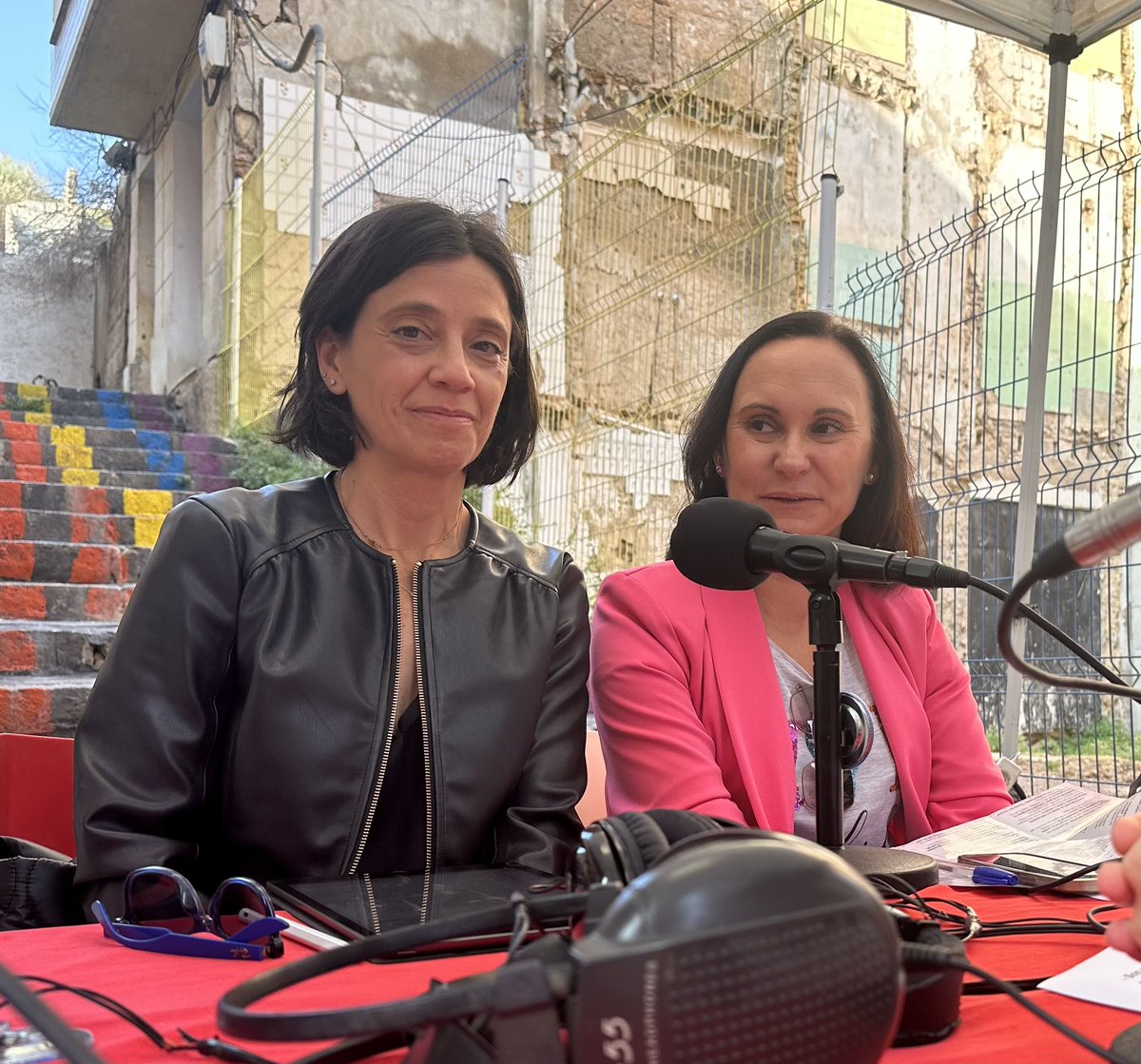 MC_Regional's tweet image. 🔝 Nuestra líder, @Esther_GuzmanLi, junto a las candidatas de MC en #Cartagena 🇩🇰 y #LaUnión ⛏️, @IsabelGarciax2 y @MarisolGarLU, explican a los oyentes de @gacetaradiotv que MC es el voto útil.

👌Aportamos soluciones.

📢Somos la voz de la justicia en la Región.

#VotaDobleMC🗳️