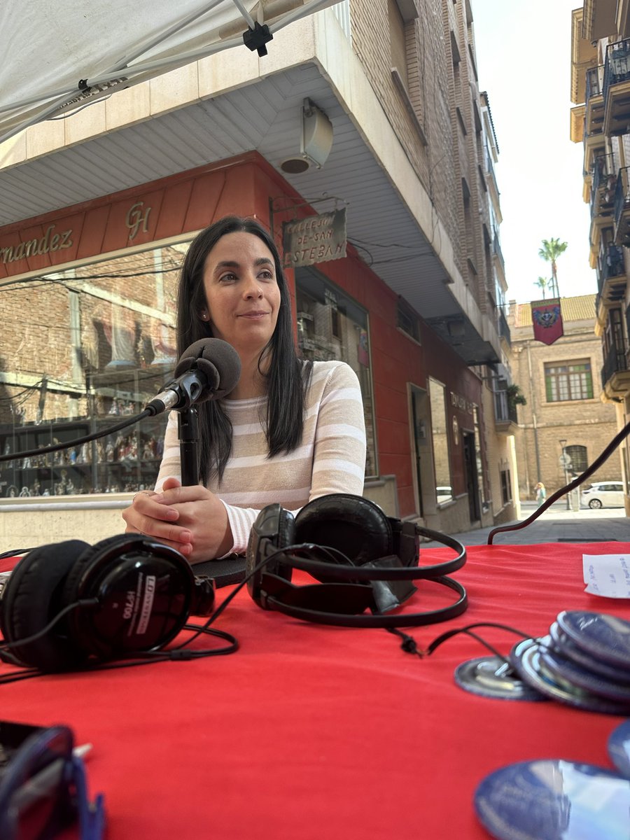 MC_Regional's tweet image. 🔝 Nuestra líder, @Esther_GuzmanLi, junto a las candidatas de MC en #Cartagena 🇩🇰 y #LaUnión ⛏️, @IsabelGarciax2 y @MarisolGarLU, explican a los oyentes de @gacetaradiotv que MC es el voto útil.

👌Aportamos soluciones.

📢Somos la voz de la justicia en la Región.

#VotaDobleMC🗳️
