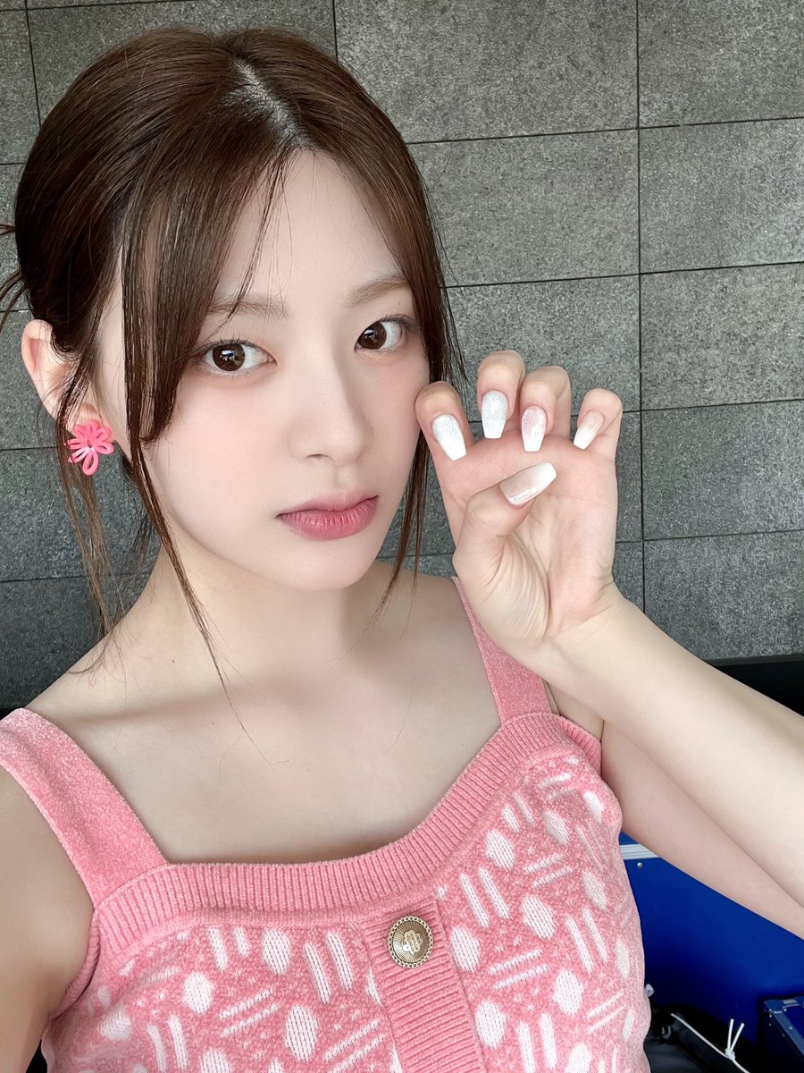 🦊💬
데싱디바… 너.. 좀 예쁘다..?🌷

#STAYC #스테이씨 #Seeun #세은 
#데싱디바