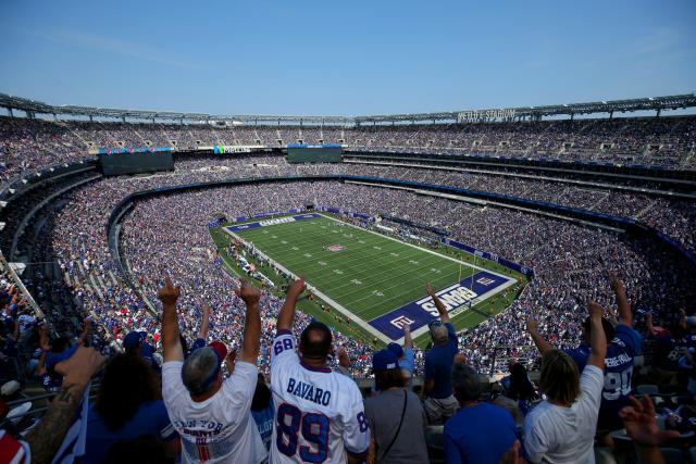 NFL UK & Ireland (@nflukire) on Twitter photo You get a free ticket to the USA to watch a game... Are you going West coast or East?
❤️ - <a href="/LevisStadium/">Levi's® Stadium</a>
🔁 - <a href="/MetLifeStadium/">MetLife Stadium</a> You get a free ticket to the USA to watch a game... Are you going West coast or East?
❤️ - <a href="/LevisStadium/">Levi's® Stadium</a>
🔁 - <a href="/MetLifeStadium/">MetLife Stadium</a>