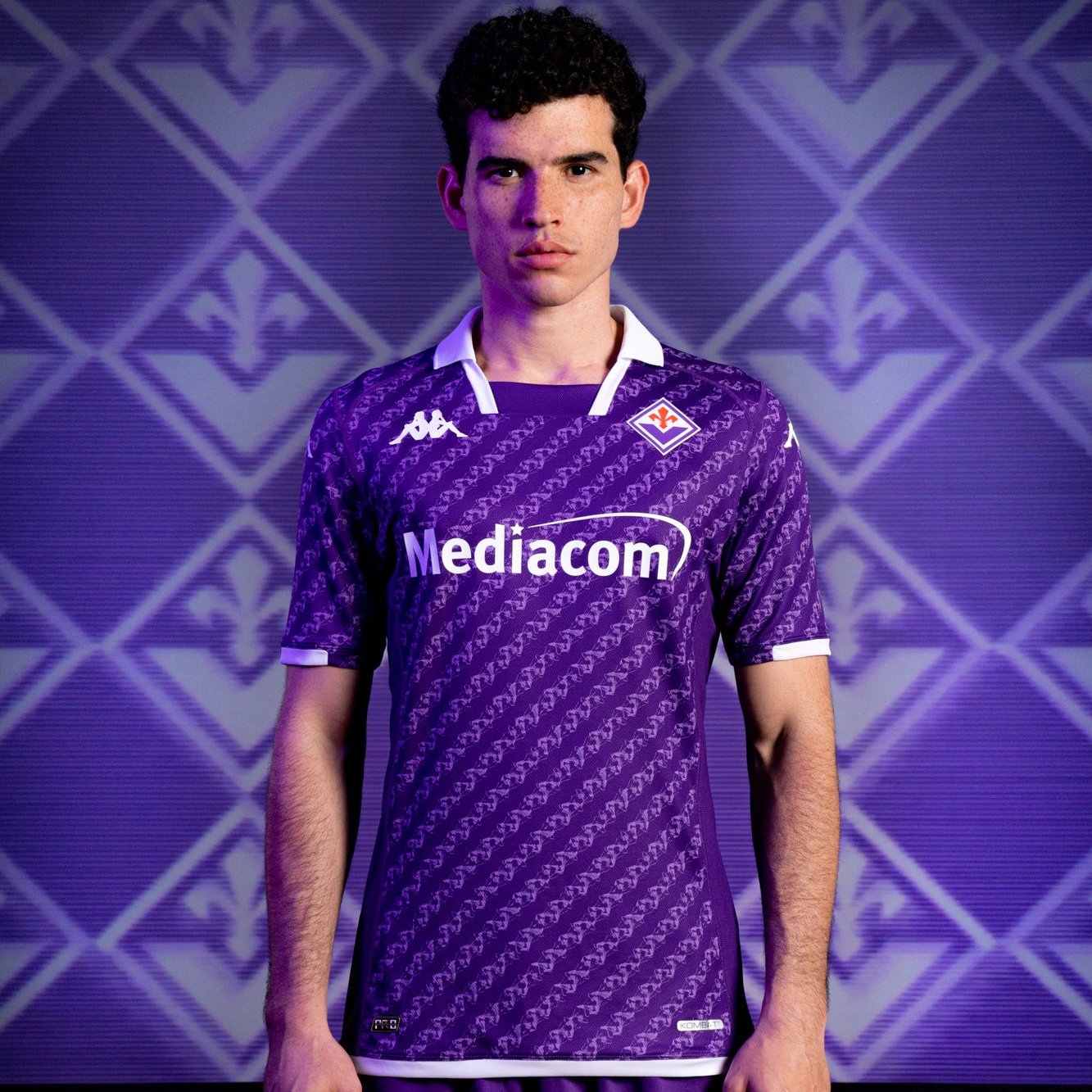 jeg fandt det forbinde Mesterskab Vintage Football Shirts on Twitter: "Fiorentina have unveiled their new  home kit by Kappa What do you think? 💜 https://t.co/gfpj1a3fqF" / Twitter
