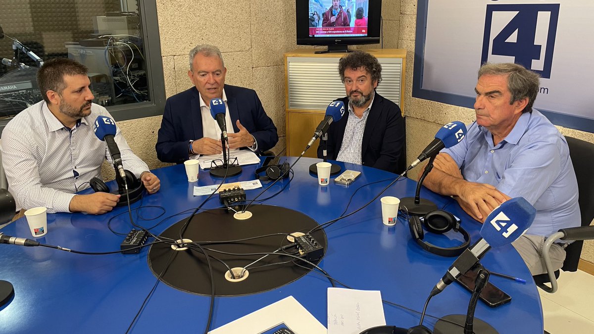 #Mallorca 🗣️ Tertulia en #4Directe con Pedro Miguel Casado, <a href="/JATormo09/">Juan Antonio Tormo</a>, <a href="/AntoniGaya/">Antoni Gayà</a> y <a href="/joem013/">Josep Manchado</a> 

📺 CANAL 4 Televisión