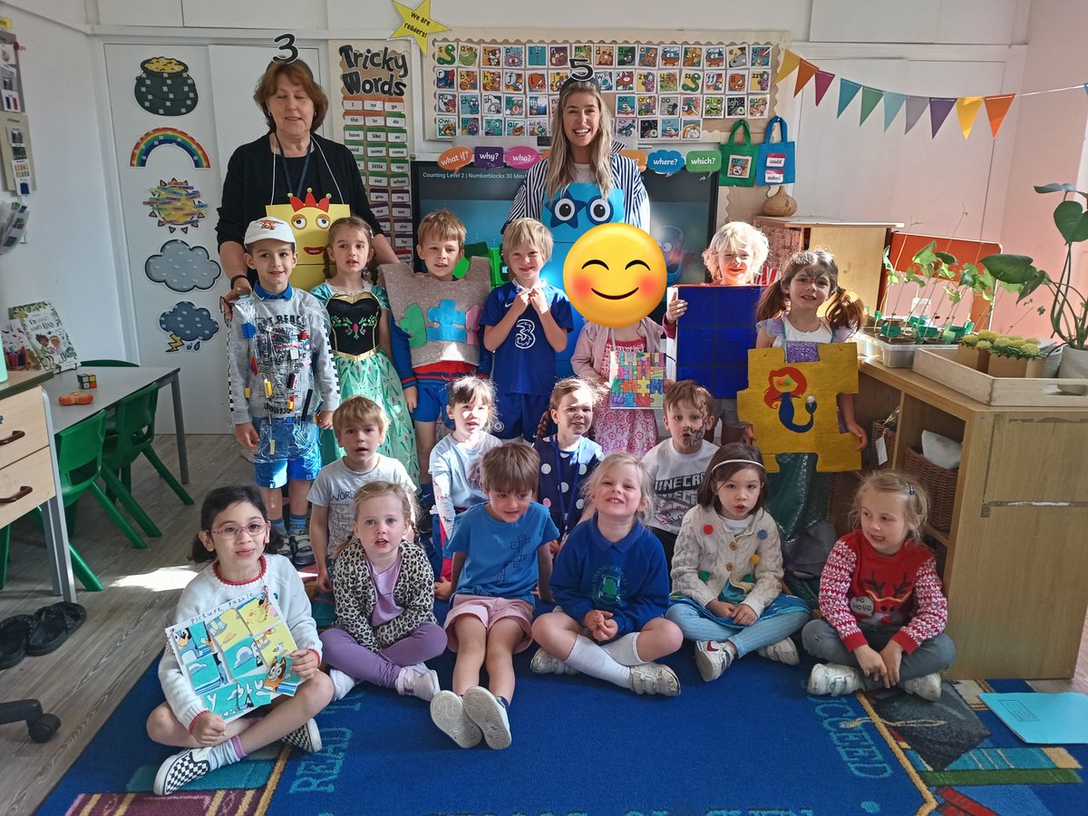 RPPS_Reception's tweet image. Our costumes are perfectly puzzling! #puzzleweek