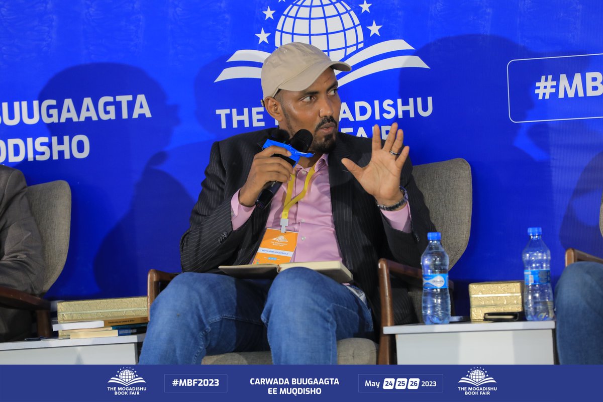 MogBF's tweet photo. It was only right that we explore our sessions in many different languages throughout the 3 days that the Mogadishu Book Fair has been going on. What was your favourite part of the Book Fair so far? #MBF2023 https://t.co/qYdeVpieNq