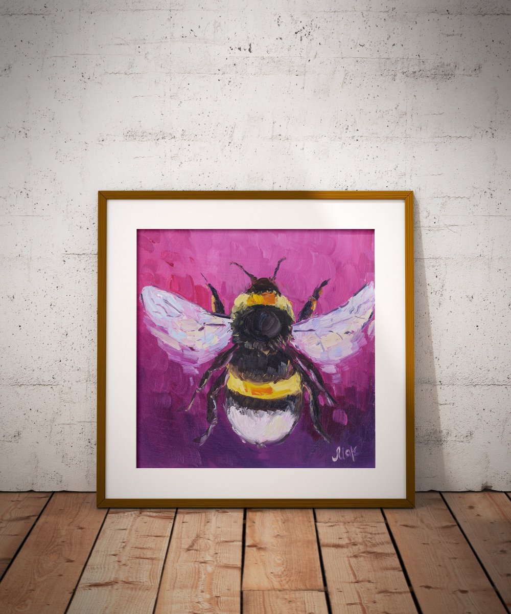 BumbleBee Oil Painting 
#BumbleBee #OilPainting #HoneyBee #WallArt #Print #KitchenPoster by Nataly Mak etsy.me/43jfwLw ##bumblebeepainting #oilpaintingprint #honeybeewallart #printoncanvas