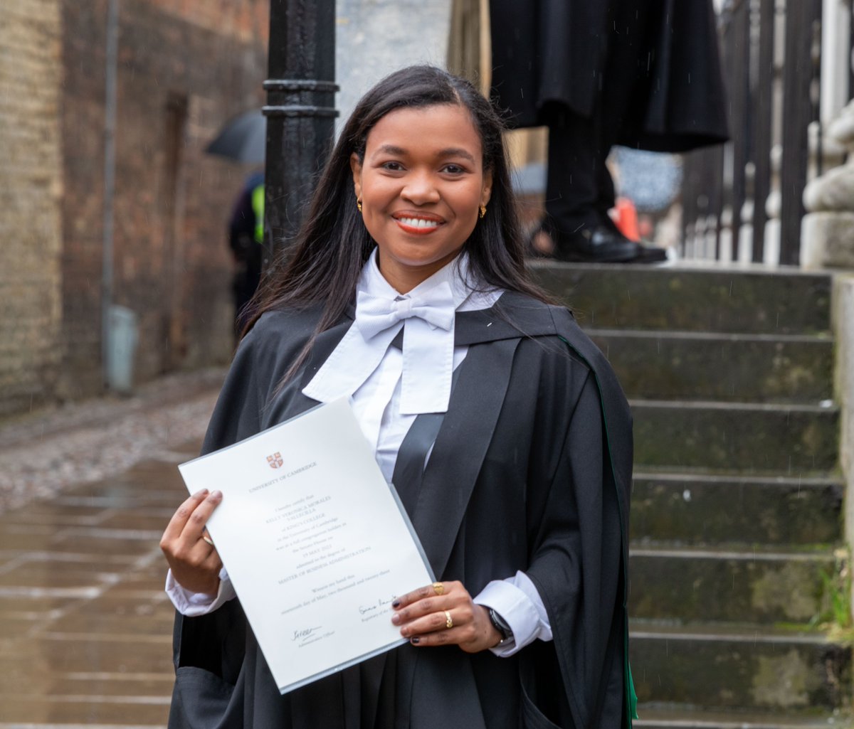 We're immensely proud of everyone who graduated last weekend ❤️ Many  congratulations from all of us here at Cambridge, and our best wishes for  the future! 🎓 📷 Photos by Nick Saffell #CambridgeGraduation, image size:1200x1025