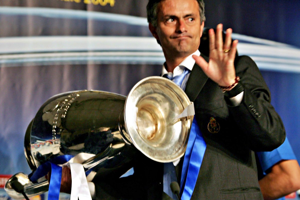 A última equipa portuguesa a chegar a uma final – e vencer – da Champions League. 

Foi há 19 anos. It was special.