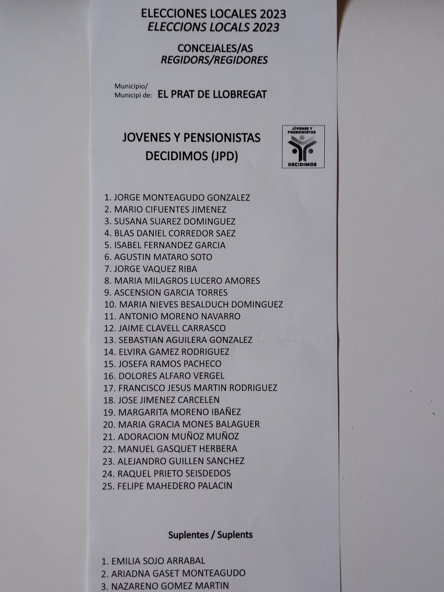 Nos hubiese gustado poder enviar nuestra papeleta de voto a todos los electores , pero lamentablemente no hemos tenido presupuesto para poder hacerlo, no obstante en las mesas y cabinas de los colegios electorales las  encontraréis .
.