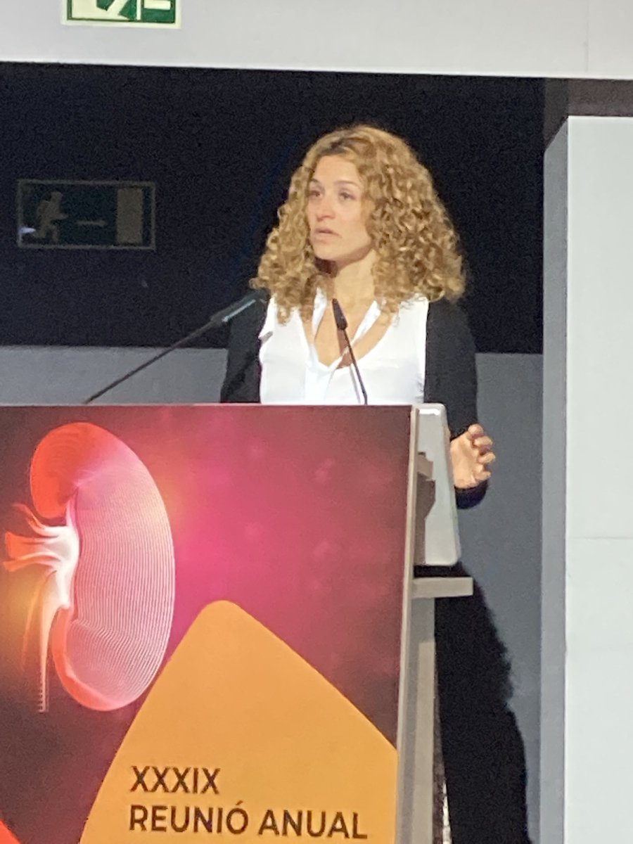 Prestació de luxe de Dra <a href="/TapiaIrati/">Irati Tapia Gonzalez</a> sobre l’efecte en el territori vascular, mitjançant exercici isomètric, en la realització de l’accés vascular #hemodialisis. Congrés Societat Catalana Nefrologia <a href="/nefrocat/">Societat Catalana de Nefrologia</a> <a href="/CSTerrassa/">Consorci Sanitari Terrassa - Hospital Universitari</a> <a href="/vicent_esteve/">Vicent Esteve</a> <a href="/sandrarubiopaez/">Sandra Rubio Paez</a>