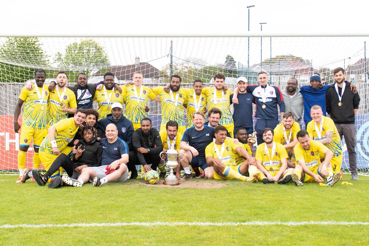 Bert Holloway Memorial Cup winners 
2022-2023 what a side @SELKGrassroots @WESFA_Football @Kheartsmedia @KayrPhotos #RyeorDie #Underdogs