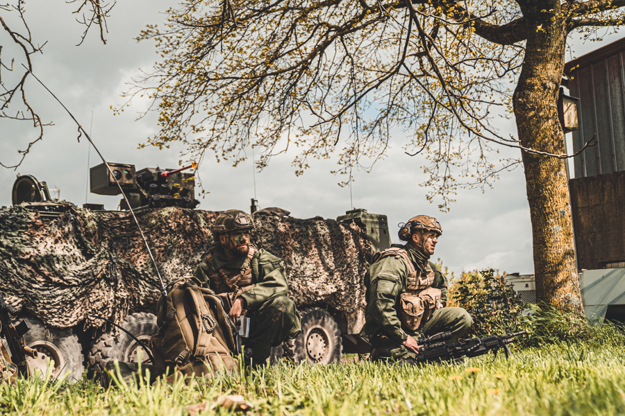 Honoré de rencontrer mon homologue 🇧🇪l’Amiral HOFMAN.
Discussions sur notre volonté commune d’intensifier le développement de l’interopérabilité 🇧🇪🇫🇷 dans les domaines capacitaires et opérationnels, à l’image de nos engagements communs en Roumanie ou dans le cadre de #ORION23.