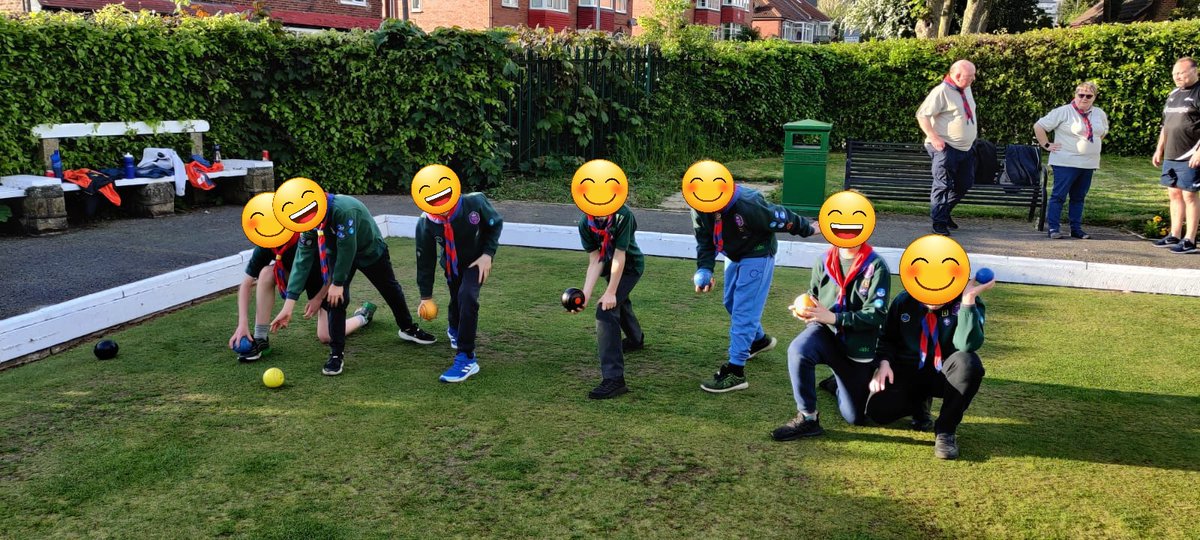 We were delighted to invite Kippax Cubs to our green on Brigshaw Lane for an introduction to bowling. A great evening and nice to get involved with other groups in the community. The future of bowling is safe in Kippax 🤣😀
