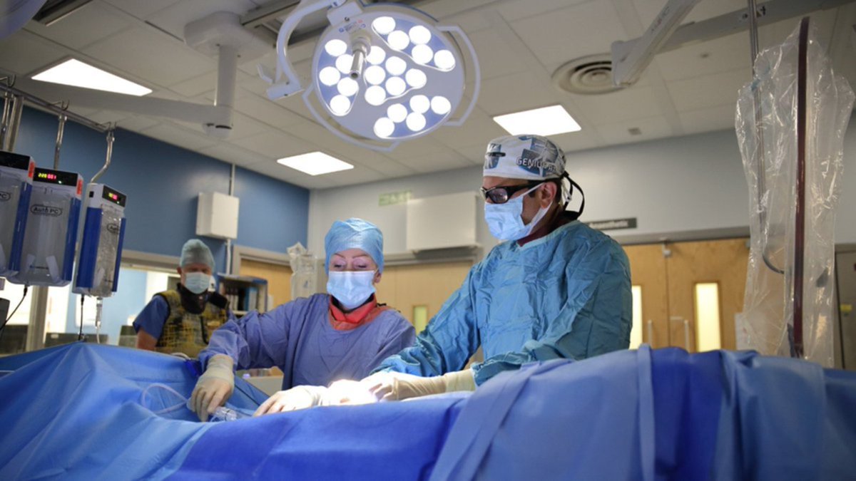 Haemorrhagic strokes are caused by a bleed on (or in) the brain &amp; account for 15% of all strokes. Common causes include:

▪️ High blood pressure
▪️ Irregular blood vessels in the brain
▪️ Aneurysm

To find out more about causes and treatments, visit: bit.ly/3Ctqt2I