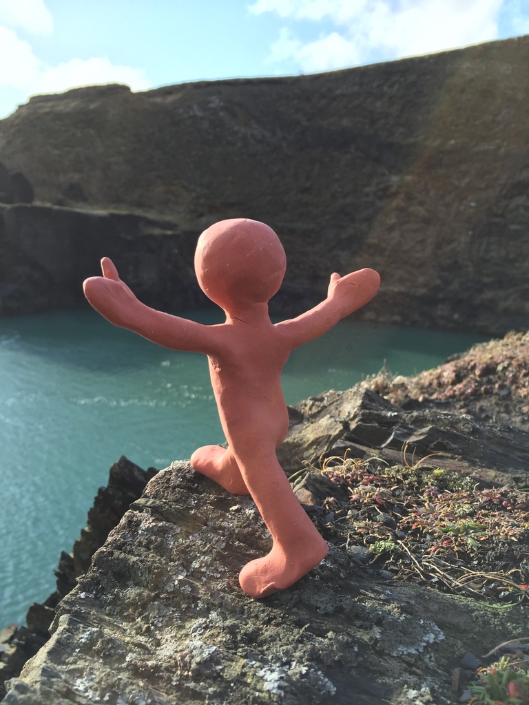 AmazingMorph's tweet photo. Well done, you’ve made it to Friday! https://t.co/Zu3m5weWWv