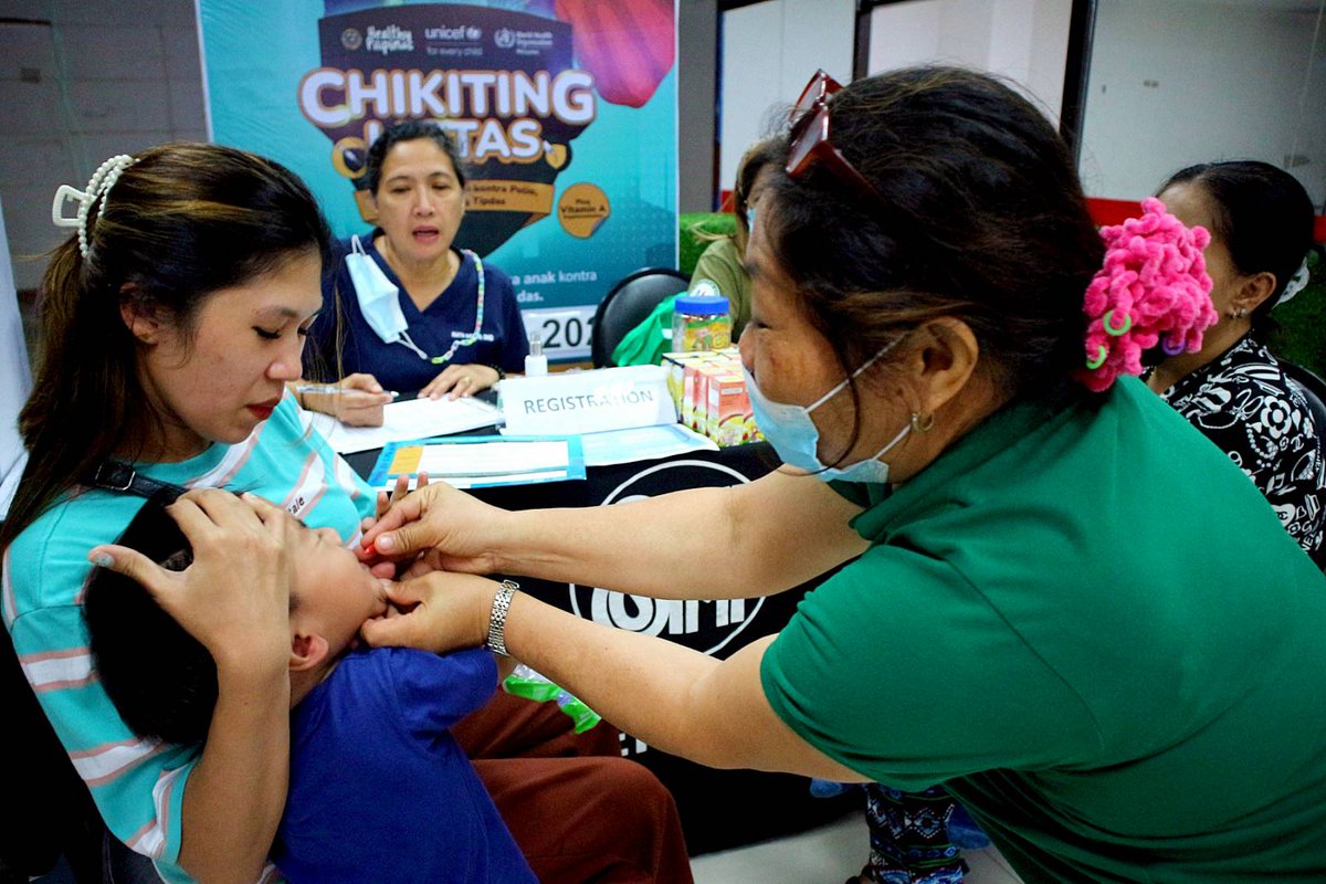 #ChikitingLigtas. Young children aged 9 to 59-months-old get their free vaccination against measles, rubella, and polio at SM City Davao on Friday (May 26, 2023). | PNA photos by Robinson Niñal Jr.