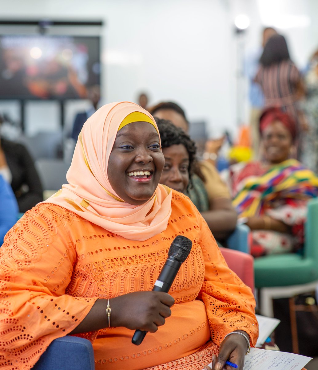WIAPhilanthropy's tweet photo. @HonorisUni @DeloitteFrance @TouchbyInTouch #JAMIIFemmes📸🇨🇮 https://t.co/raNTYcBJ7o