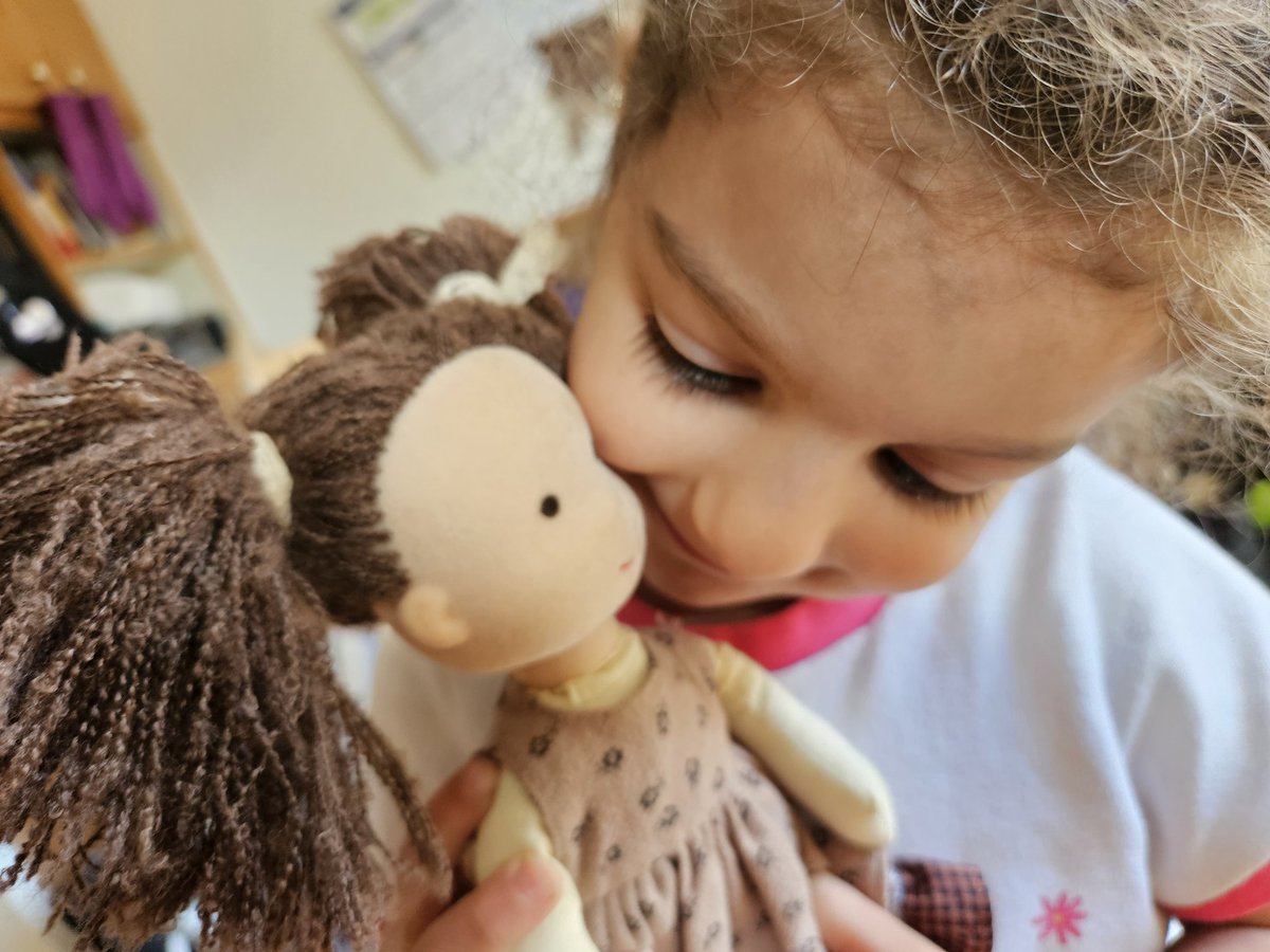 MrBusaOCSB's tweet photo. Day 17: Ordinary Beauty. This is one of my favourite dolls of my daughter's (thanks @MartinezVenez!). So plain, yet still complex and beautiful, and not over-stimulating like so many other toys. #ocsbPhotoChallenge #ocsbArts https://t.co/Iz80Acmg7B