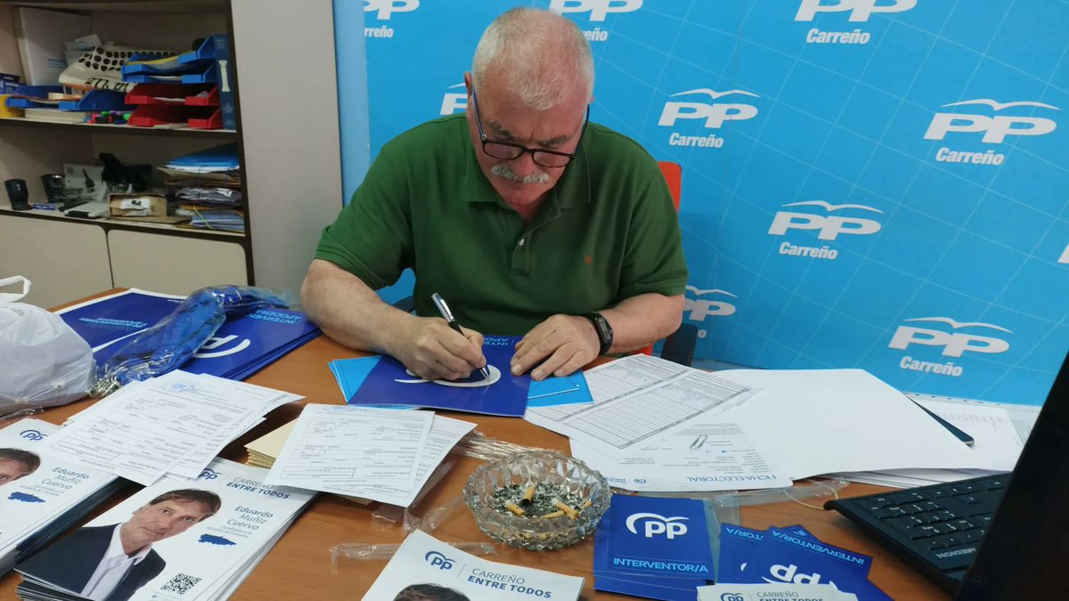 ppcarreno's tweet photo. Víctor, trabajando delante y detrás "de las cámaras", como todo el equipo, a tope hasta el final. https://t.co/QWZ0EqbWx5