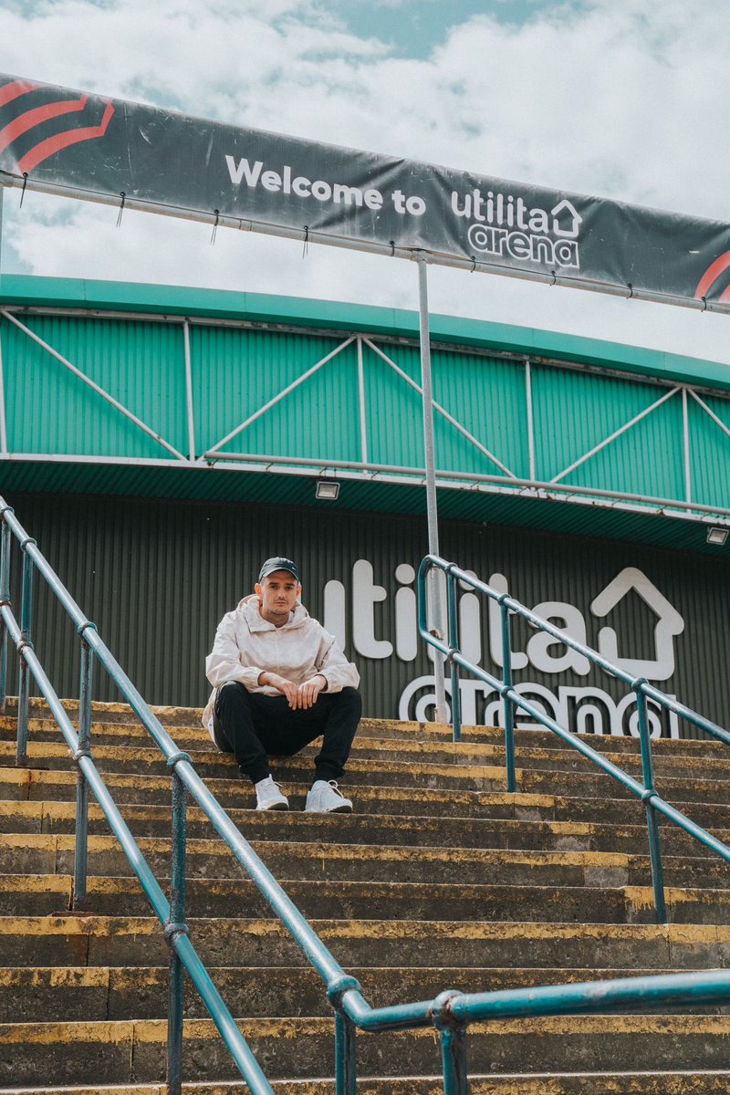 XL! 🚀 <a href="/benhemsley/">Ben Hemsley</a> _ goes large! <a href="/ArenaNewcastle/">Utilita Arena Newcastle</a> His biggest show ever in Newcastle😮 set to be a special return to the city. 🚀 

Saturday 14th October 
Sign up for access to tickets
skiddle.com/e/36356552