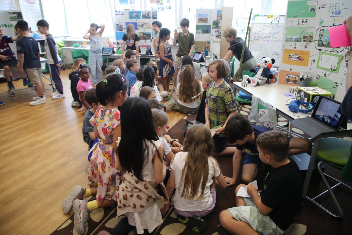 AIS Vienna tweet media