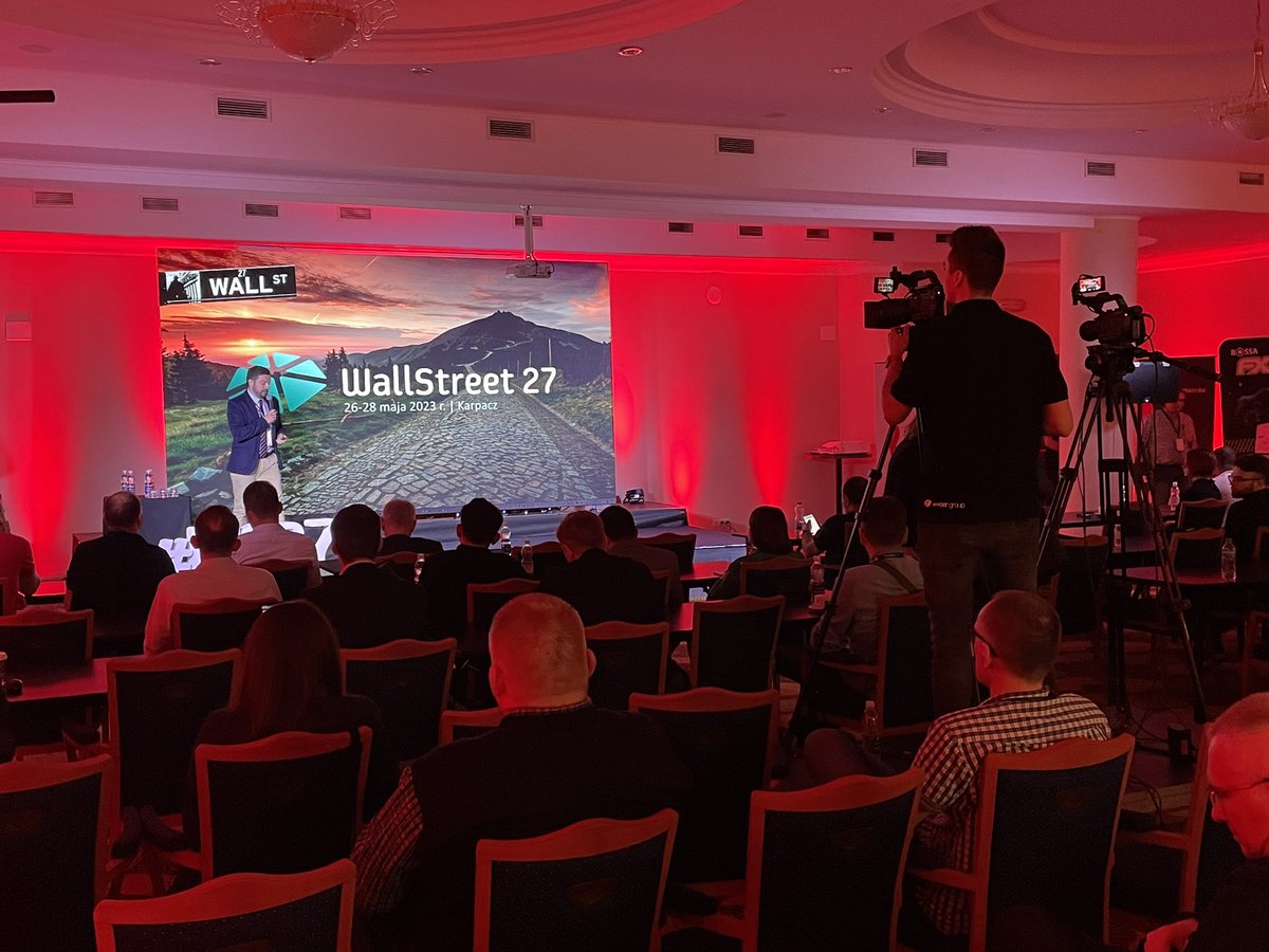 RobertPietraga's tweet image. #wallstreet27 #karpacz

No to lecimy.

Na początek @konradryczko i temat "Korekta w bessie czy nowa hossa".

#hossa #bessa #akcje #inwestycje