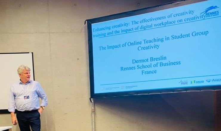 Dermot Breslin (@learn2evolve) on Twitter photo Delighted to share <a href="/ResearchRsb/">Research_RSB</a> research today at #EAWOP2023 on the negative impact of online environments on creative fluency in teams Delighted to share <a href="/ResearchRsb/">Research_RSB</a> research today at #EAWOP2023 on the negative impact of online environments on creative fluency in teams