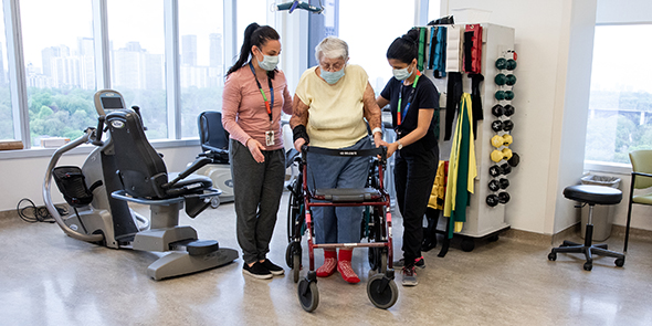 May is Physiotherapy Month, a chance to recognize physiotherapists (PT) and physiotherapy assistants, who support patients across #SinaiHealth and mentor the next generation of PT learners.

Thank you for discovering new ways to deliver life-changing care!  #NPM2023