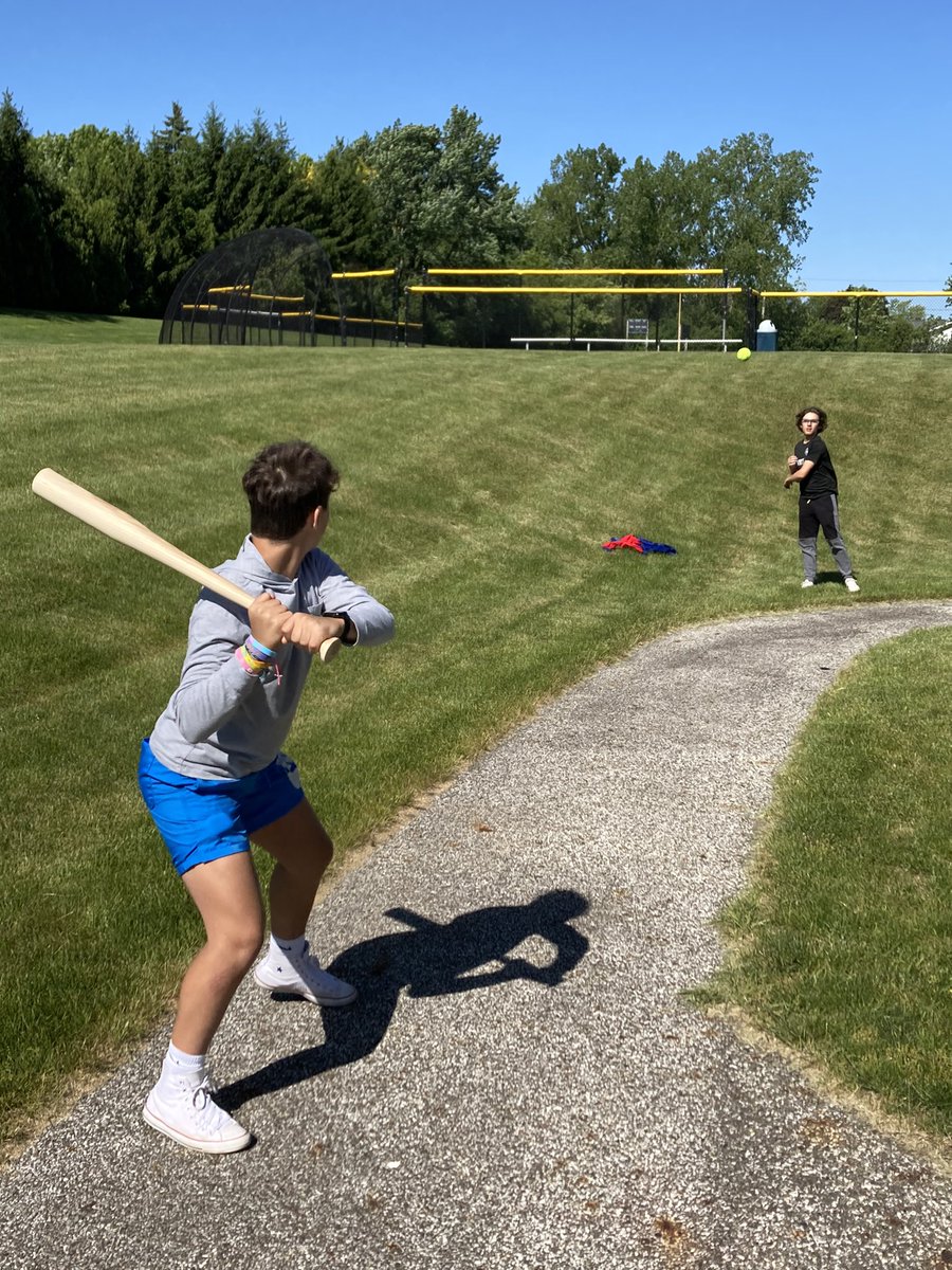 JCLenk's tweet image. #BMSBison Wrapping up projects in #CDE Baseball bat on the lathe. Chess board built and pieces 3D printed. Big fun going on! #EnjoytheExperience