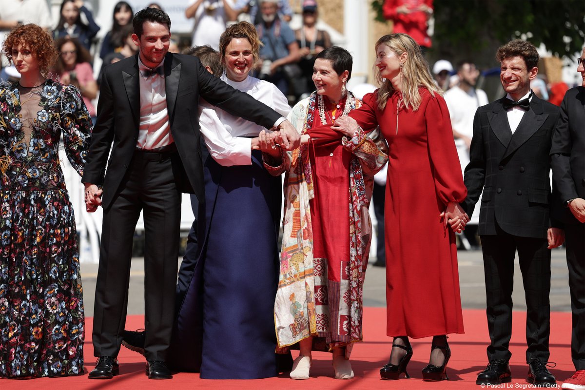 ✨ Montée des Marches de LA CHIMERA de ALICE ROHRWACHER
-
✨ Red Steps of LA CHIMERA by ALICE ROHRWACHER

#Cannes2023 #Compétition #SelectionOfficielle #OfficialSelection