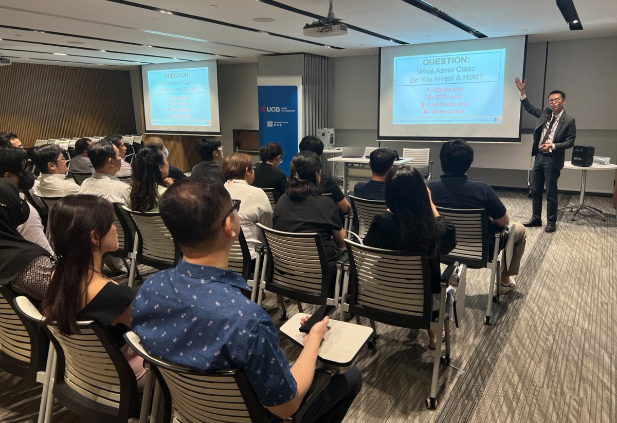 petersinguili's tweet photo. THANK YOU EVERYONE! π
π It was a Great turnout with over 80 participants, clients & financial professionals who attended our 24th May, Wed night Investment Seminar hosted by #VisionAdvisory & supported by #UOB Asset Management!
CATCH MORE Details! π
https://t.co/PMaygp1KTs https://t.co/q3f5elbJZ5
