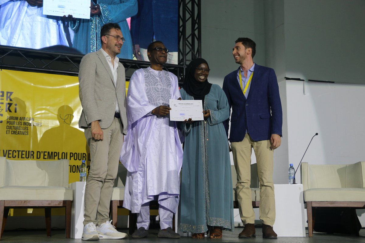 FYNICC's tweet photo. 🎉 Cérémonie de clôture🌟🎬
Après des journées riches en échanges, en partage d'idées et en inspirations, nous arrivons à la cérémonie de clôture tant attendue du #FORAFRICC 🎉✨
🙏🇸🇳 #CérémonieDeClôture #Culture #Créativité #Avenir #Innovation #Succès #Engagement https://t.co/lbeB9dp6c6