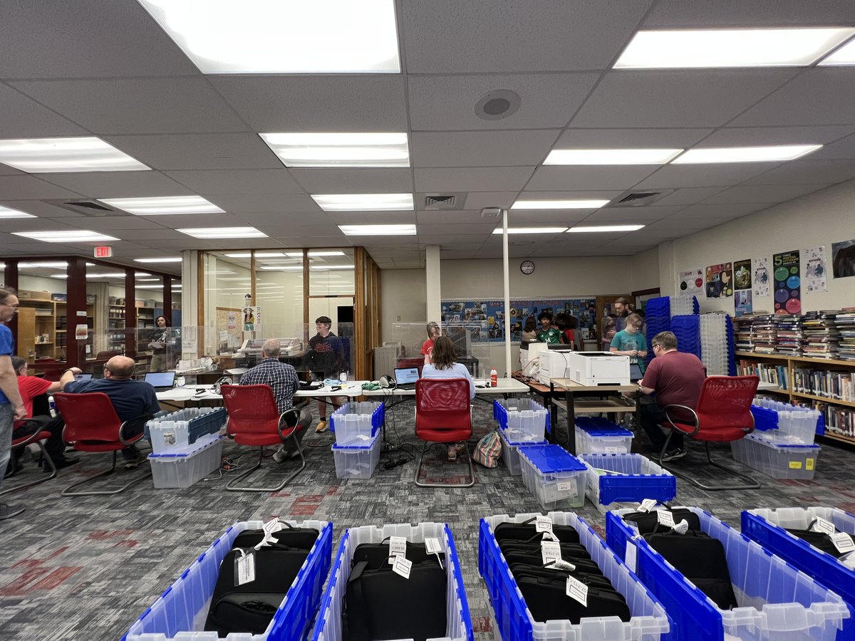 Collection at Robertsville is in the home stretch! <a href="/RMSortn/">Robertsville Middle</a>