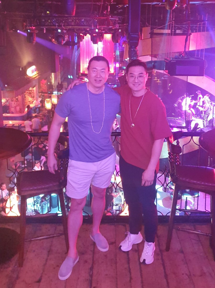 Relaxation in Dubai. DK