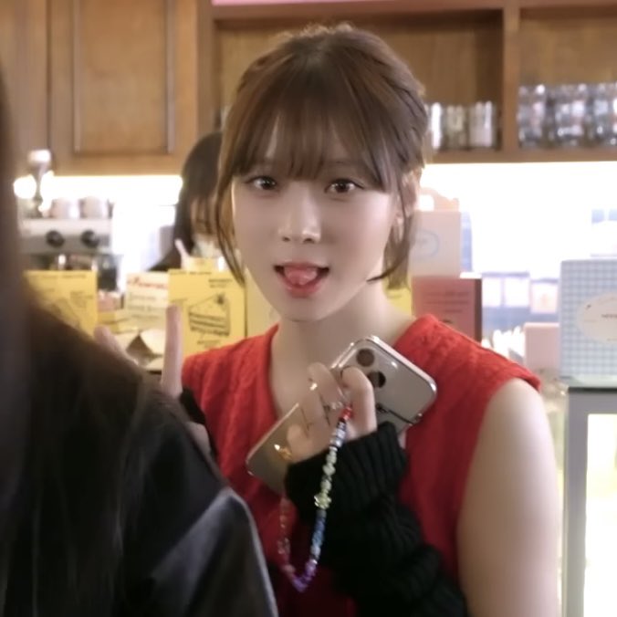 wtloverclub's tweet photo. 민정아~!
민정아민정아~!!
언니 쫌 봐바!
•
•
•
메롱~

                                                          언니 그러지 마 。 https://t.co/JnS7LzOWdT