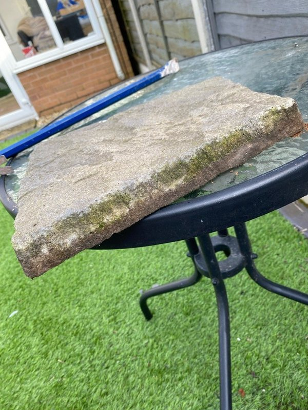 OFFER: Garden slabs (WS11 hednesford cannock) ilovefreegle.org/message/996228…
