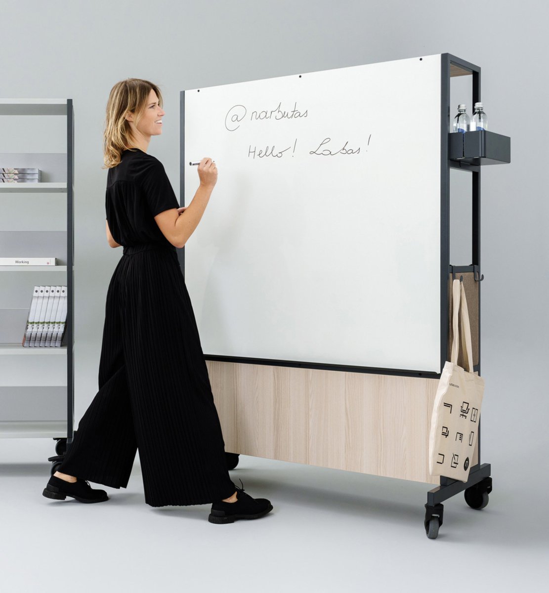 NeoCon_Shows's tweet image. Movers and shakers are often the most likely to succeed, and that goes for products too! Here are a few mobile and kinetic #BestofNeoCon2023 entrants that we’re looking forward to seeing in action in a couple weeks! #NeoCon2023 #NeoConExhibitor