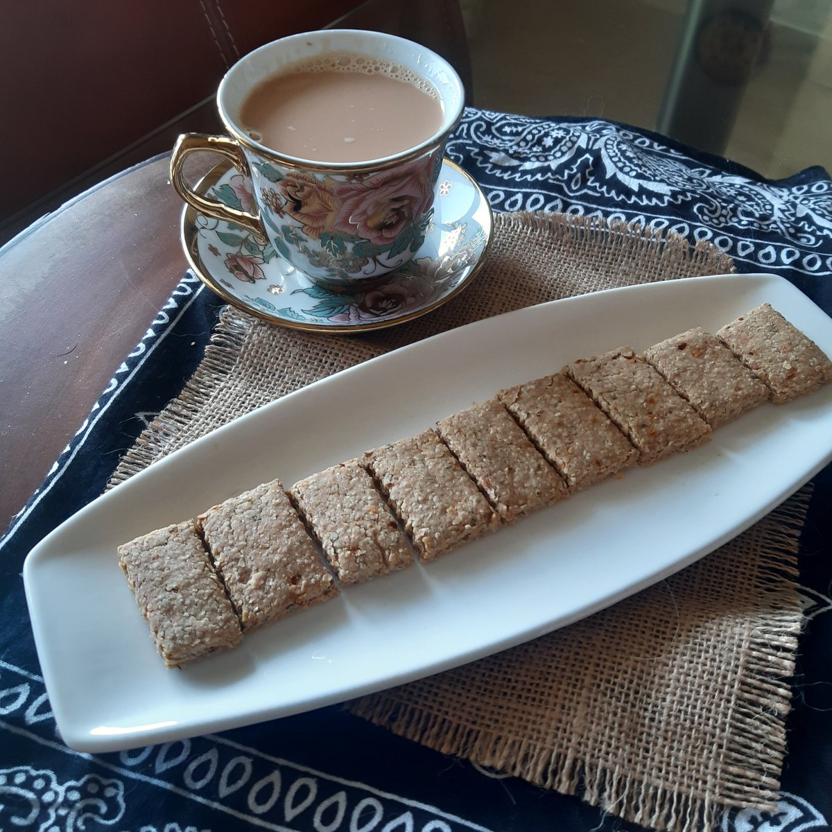 annie20thomas's tweet image. Oatmeal  cheese &amp;amp; oregano bites! Perfect for tea time!
#teatimesnack
#bakedfromscratch 
#bakedwithlove❤️ 
#homebaker