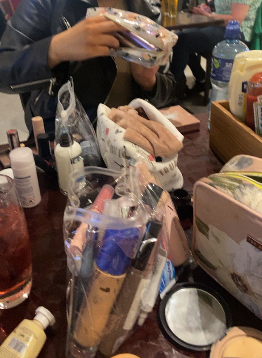 BullersSinead's tweet photo. Been delayed for four hours in the airport and this has what it has come to….. pray we make it to rah to see the boys! 🙏🏻 https://t.co/7aGnmvB1rB