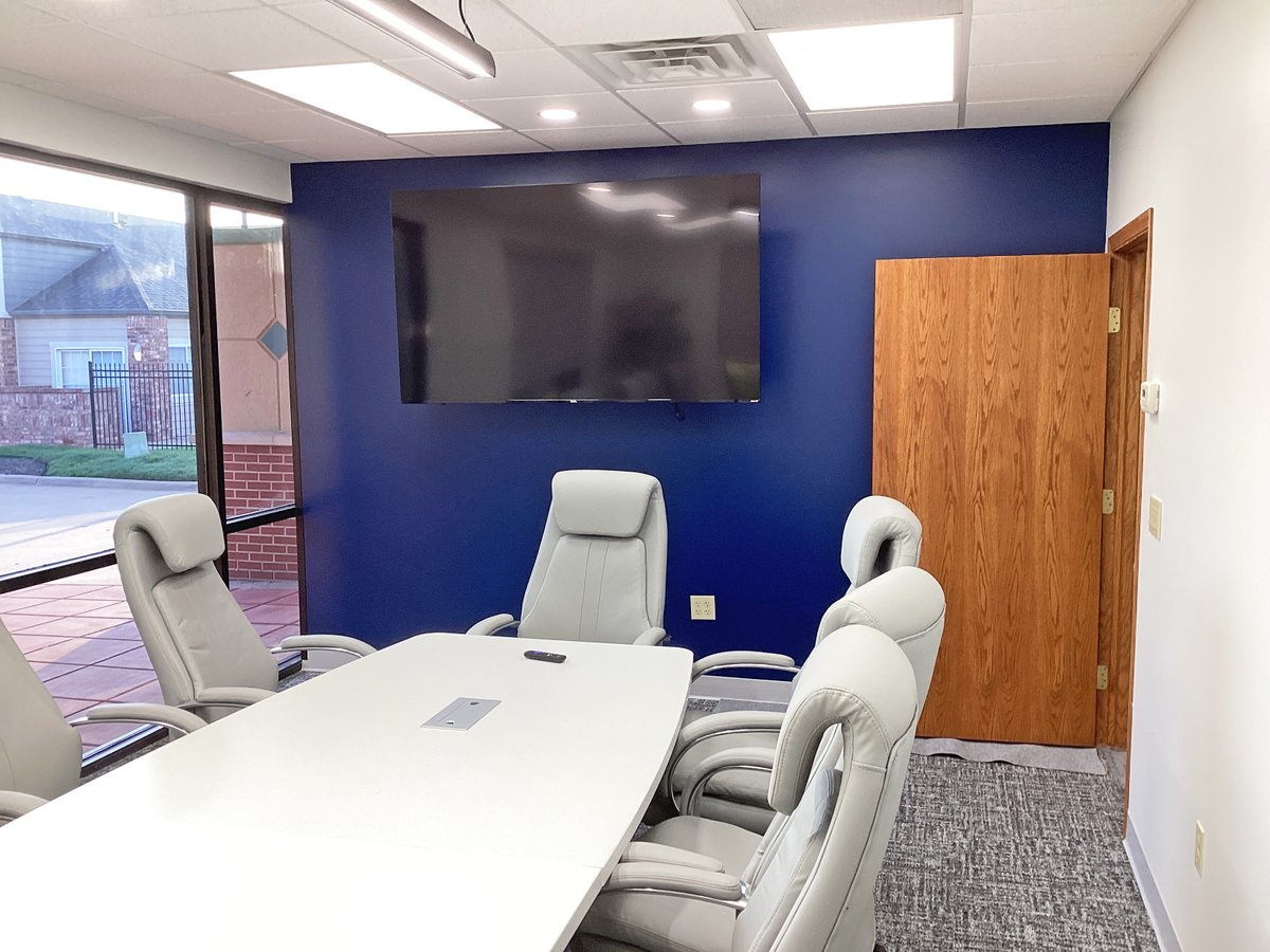 ALHuberGC's tweet image. Check out the office renovation we did with GLMV Architecture, Inc. and HUB International in Wichita!
#alhuber #GLMV #HubInternational #officerenovation