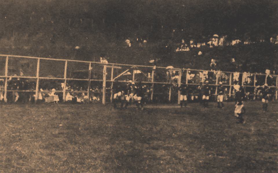 ConsuladoRs's tweet photo. 24 de Janeiro de 1915

Data do primeiro jogo oficial da história do Palestra Itália, jogando no interior de SP, contra o Sport Clube Savoia, no Campo do Castelão - Votarantim SP++

#Palmeiras #AvantiPalestra #ConsuladoRS https://t.co/jciUPUcvpq