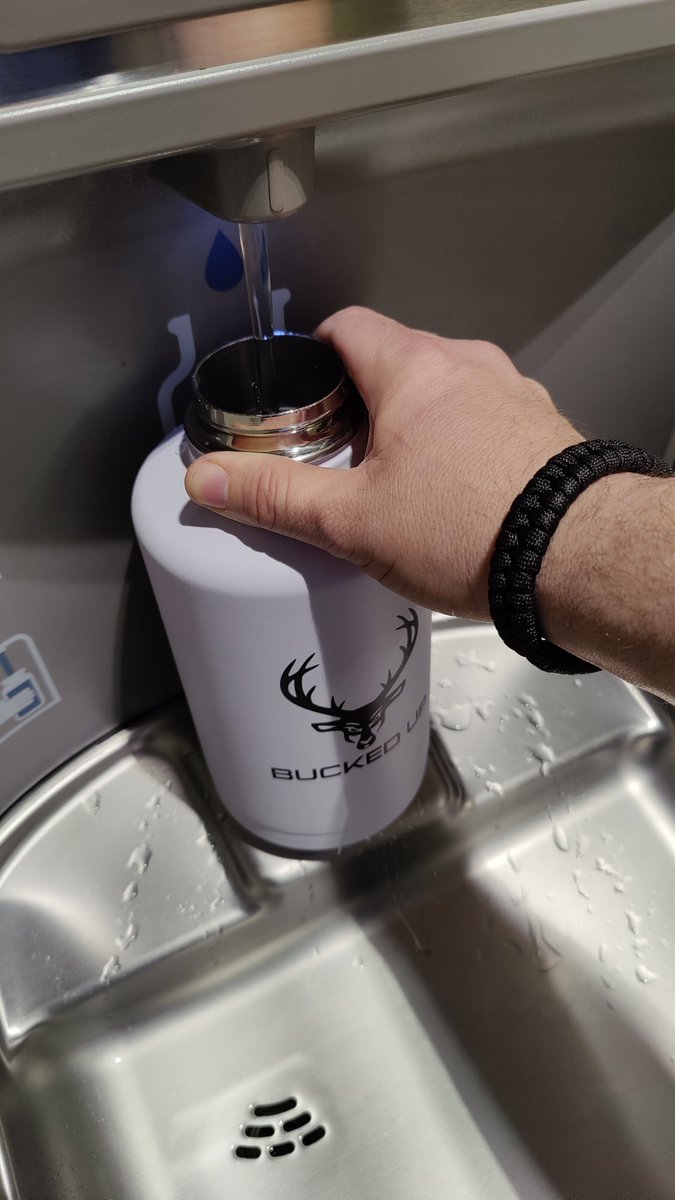 twinoaksnorthe1's tweet image. Another day, another refill to start it! #stayhydrated  #buckedup #manwithaplan #outdooradventures
